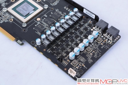  影驰GTX 970 Gamer显卡也使用了8Pin+6Pin的外接供电组合。